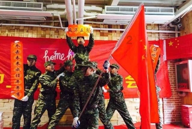 假如偶遇北极熊,躲在车里安全吗?-分享你的故事与见解【广州爱之道婚姻咨询有限公司】